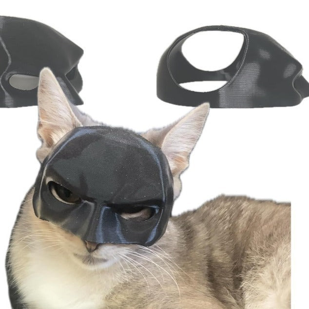 Маска котка прилеп